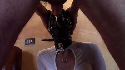 Laura w szpilkach, wybór modelu, wideo 2021, głębokie gardło z wieloma pierścieniami