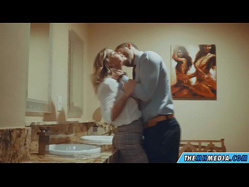 ❤️ Kiedy biuściasta blondynka uwodzi cię w publicznej toalecie ❤️❌ Anal video at us pl.superpornpics.ru